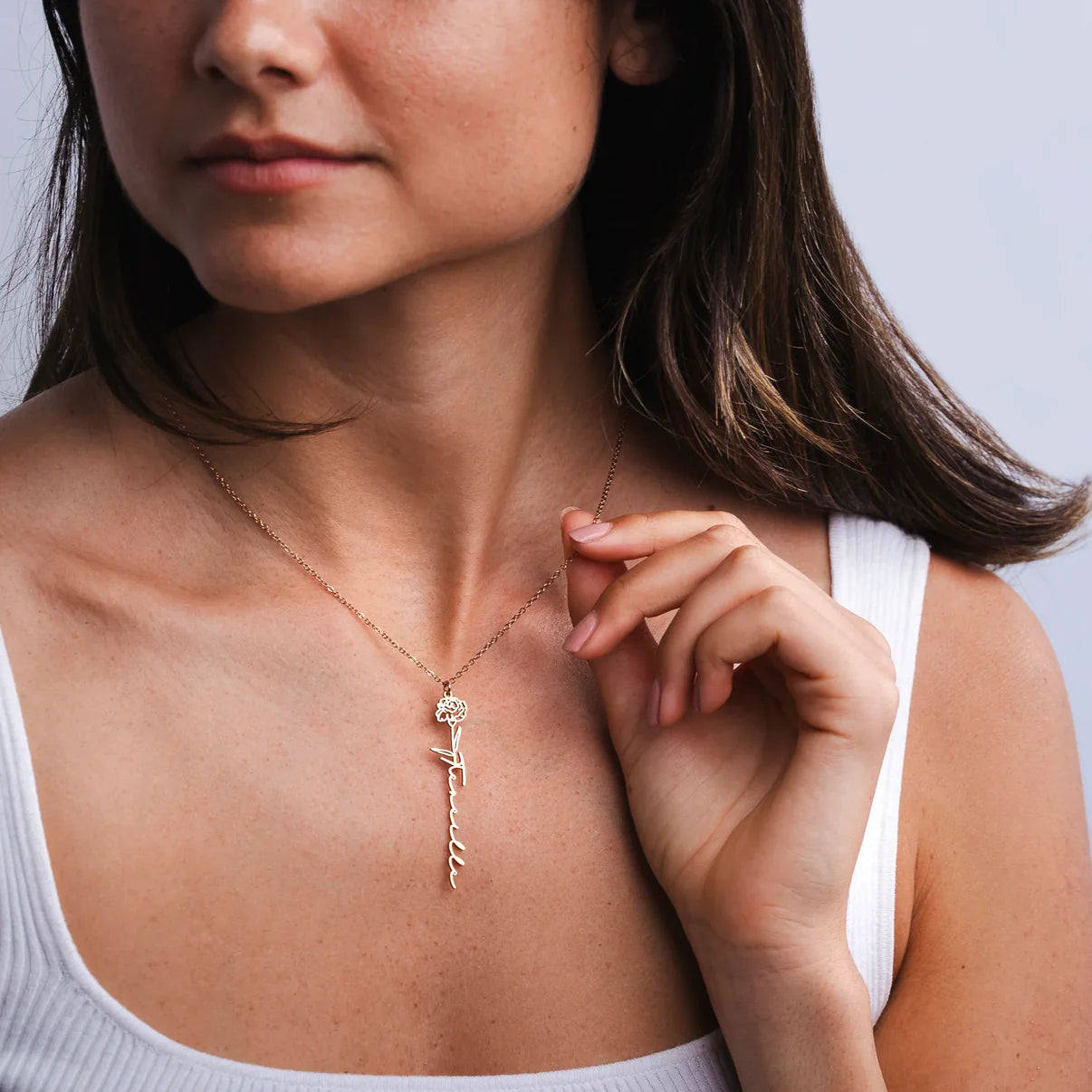 Colar com Nome e Flor do Mês Personalizado