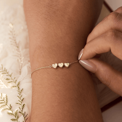 Pulseira em Coração com Inicial Personalizada